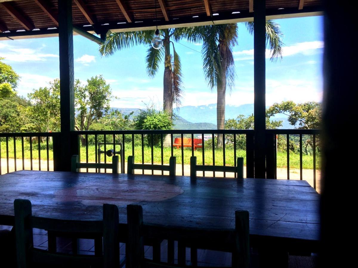 La Hacienda Hostel San Gil Luaran gambar