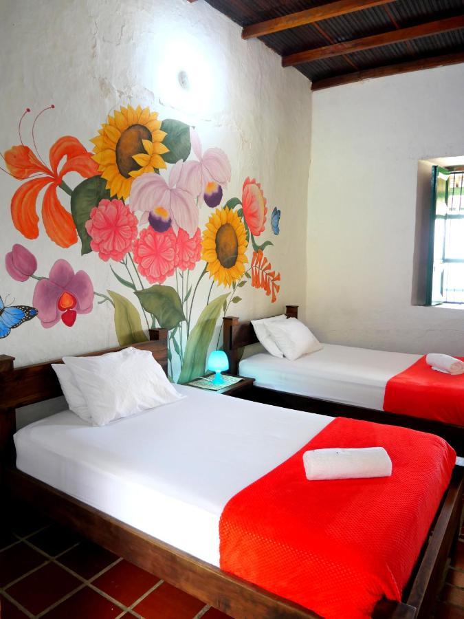 La Hacienda Hostel San Gil Luaran gambar