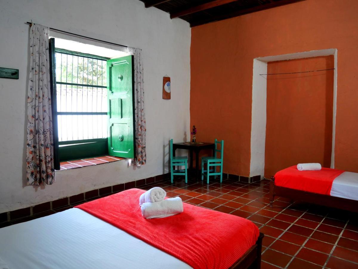 La Hacienda Hostel San Gil Luaran gambar