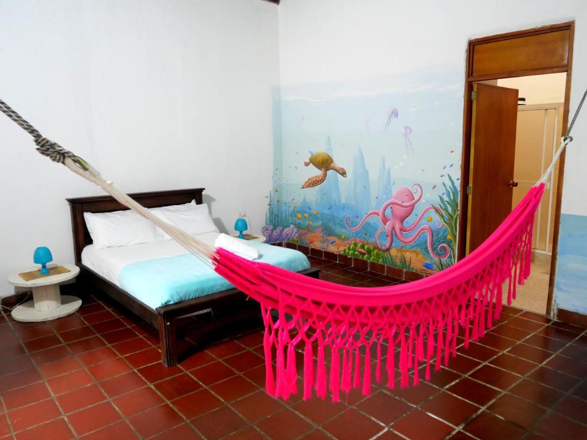 La Hacienda Hostel San Gil Luaran gambar